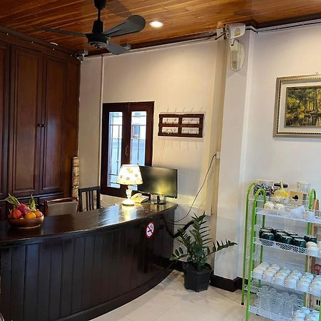 Jasmine Place House 루앙프라방 외부 사진