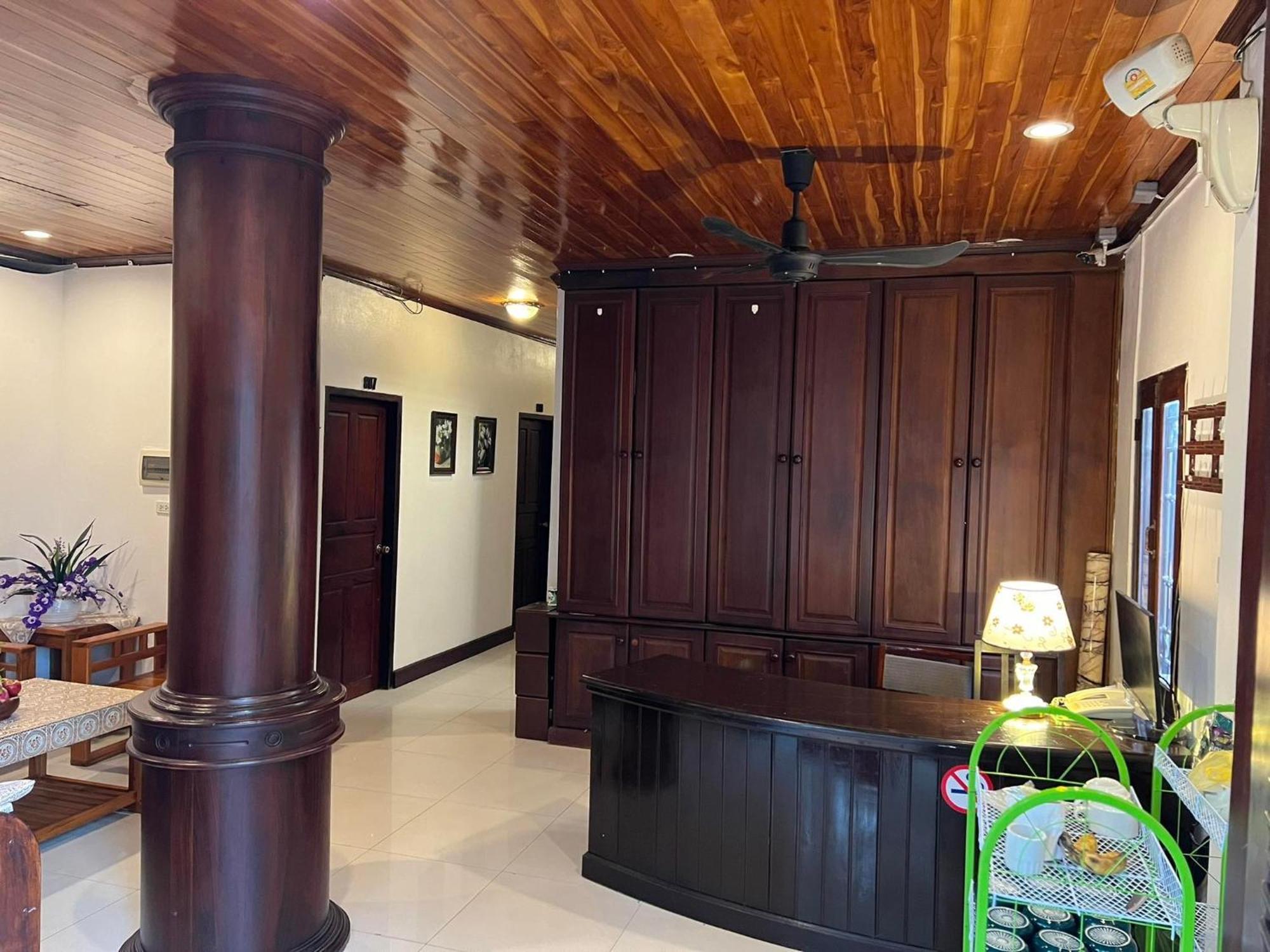 Jasmine Place House 루앙프라방 외부 사진
