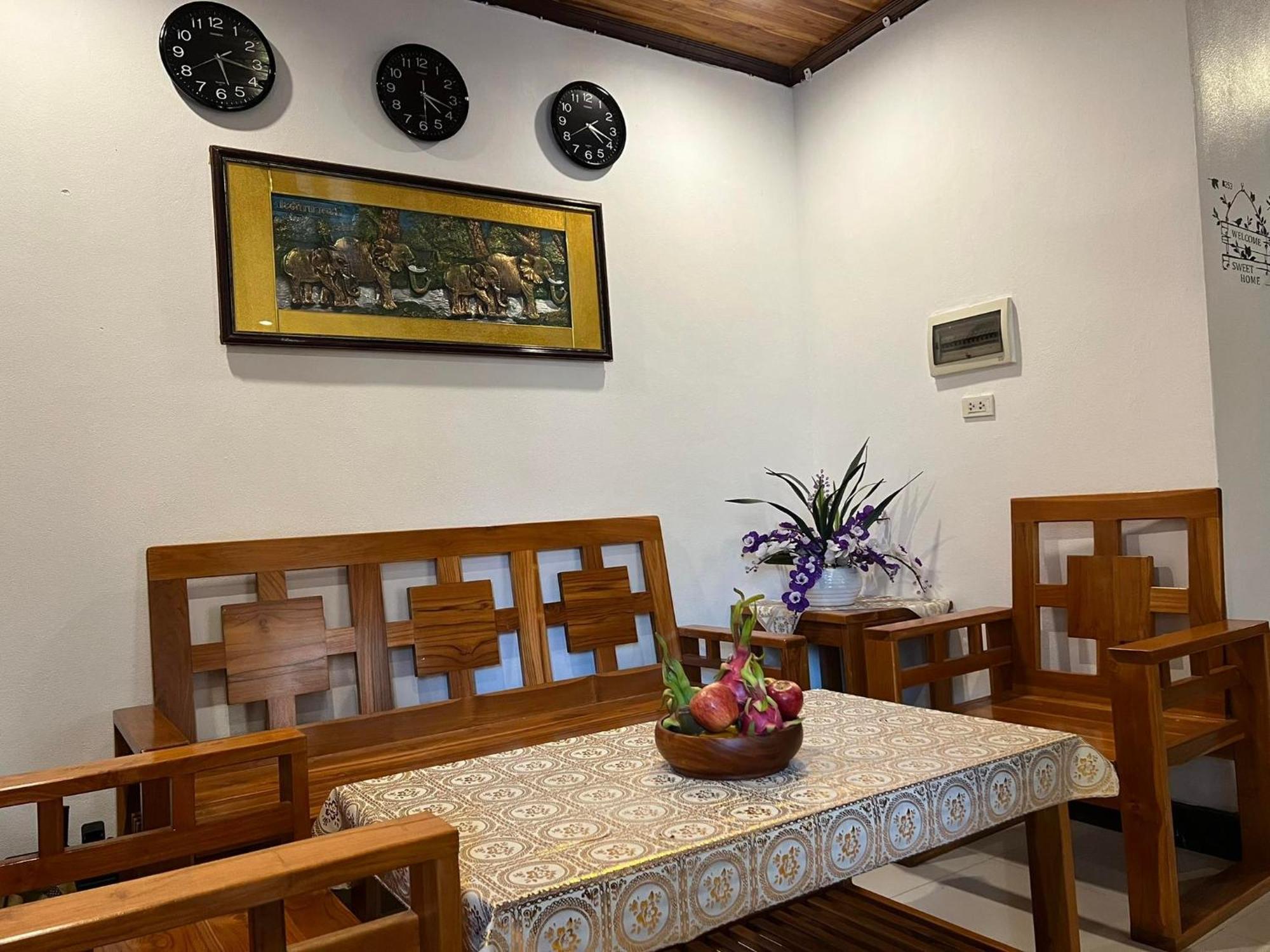 Jasmine Place House 루앙프라방 외부 사진